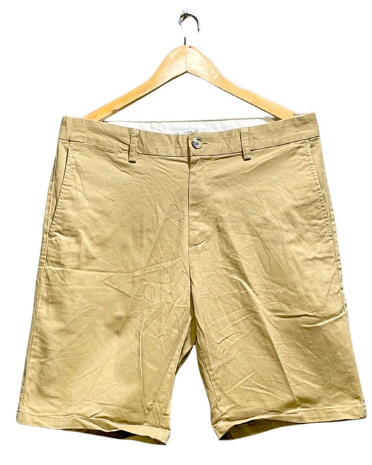 Old Navy Khaki Cotton Short For Men M | Preloved Labels