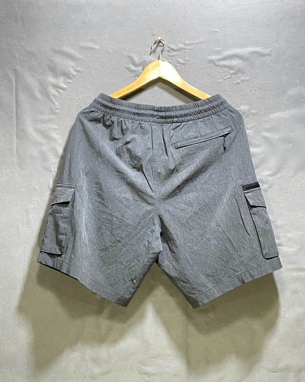 Old Navy Gray Cotton Short For Men L | Preloved Labels