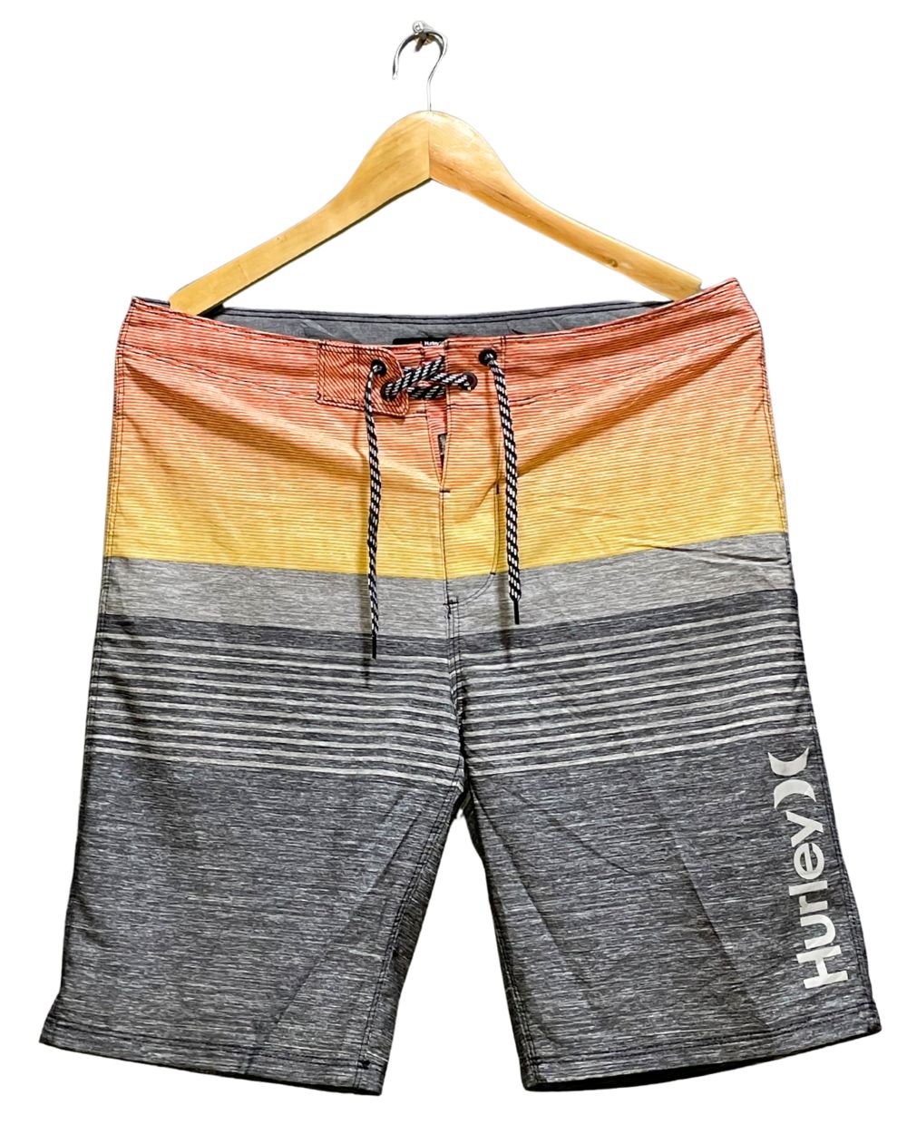Hurley Gray Parachute Short For Men M | Preloved Labels