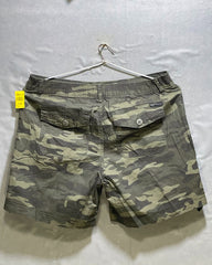 Social Standard Camouflage Cotton Short For Men L | Preloved Labels