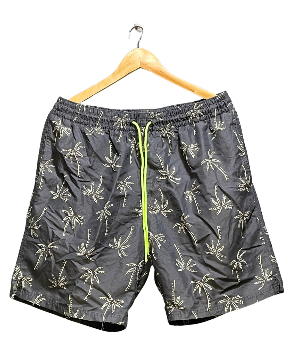 Old Navy Gray Parachute Short For Men L | Preloved Labels