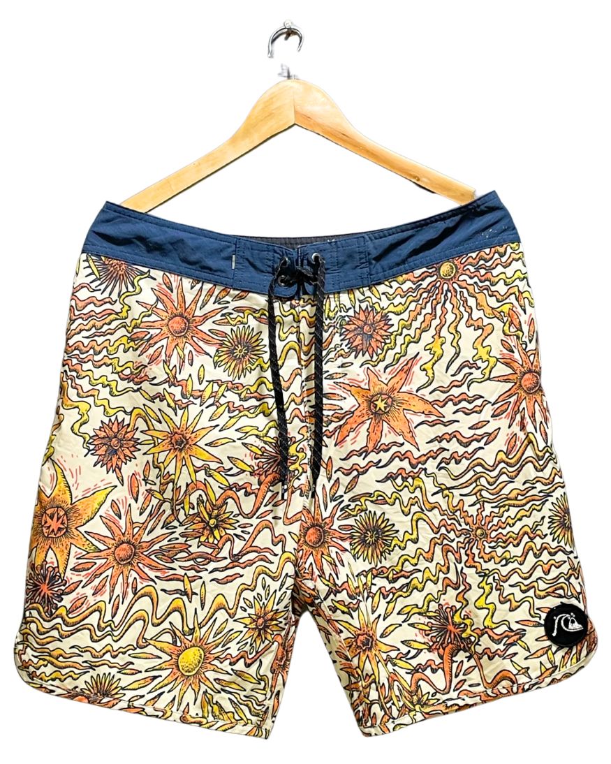 Quiksilver Cream Cotton Short For Men M | Preloved Labels