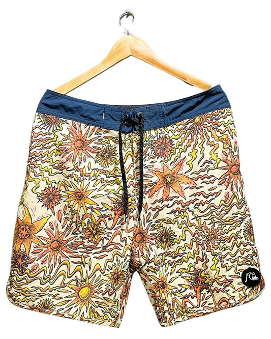 Quiksilver Cream Cotton Short For Men M | Preloved Labels