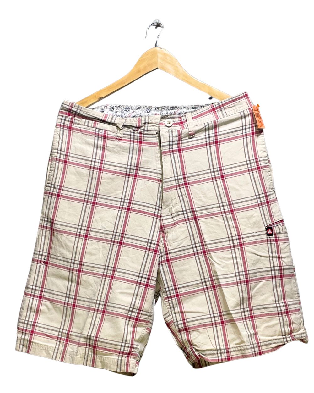 Airwalk Cream Cotton Short For Men M | Preloved Labels