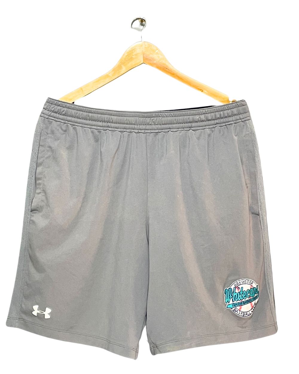 Under Armour Gray Sport Short For Men L | Preloved Labels