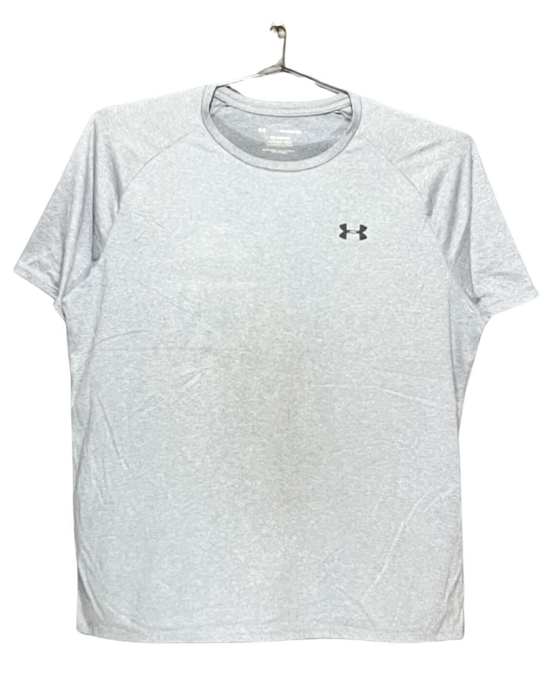Under Armour Maroon Sports T Shirt For Men Medium | Preloved Labels