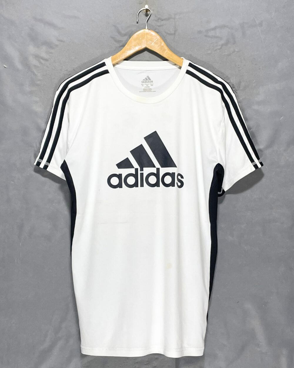 Adidas White Sports T Shirt For Men Medium | Preloved Labels