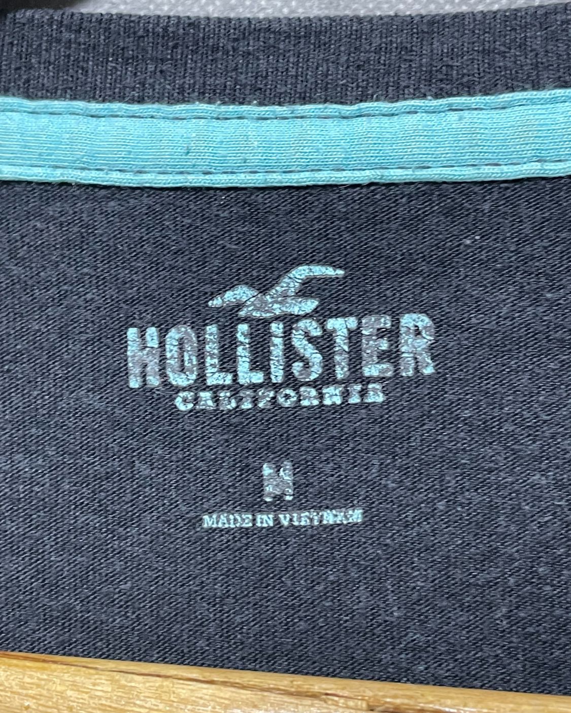 Hollister Black T Shirt For Men M