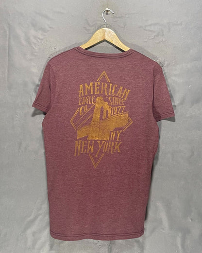 American Eagle Maroon T Shirt For Men M