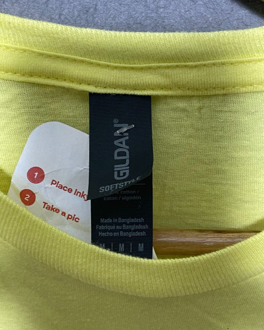 Gildan Yellow T Shirt For Men M