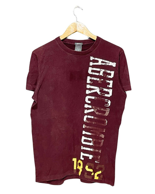 Abercrombie Maroon T Shirt For Men M