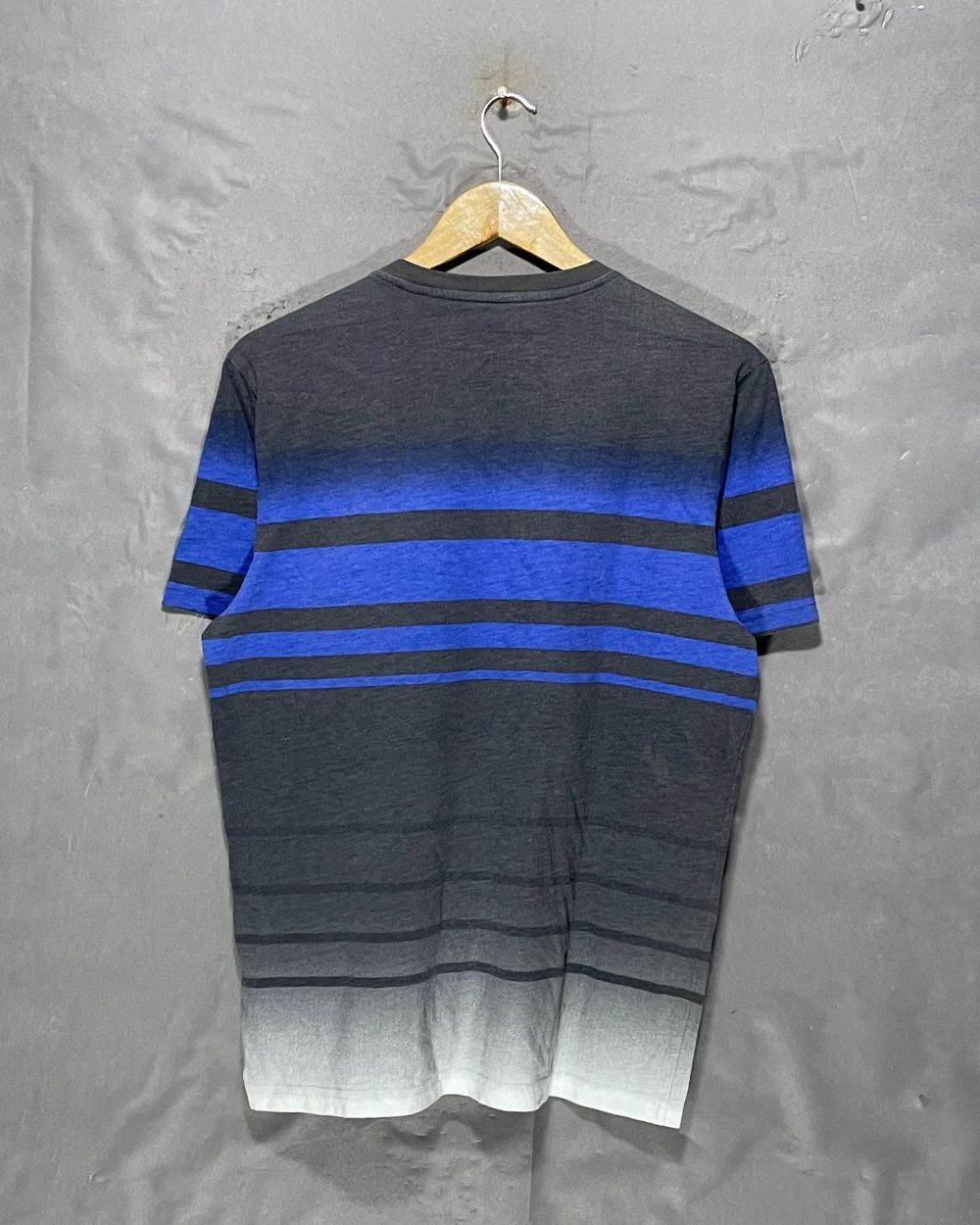 American Rag Gray T Shirt For Men M