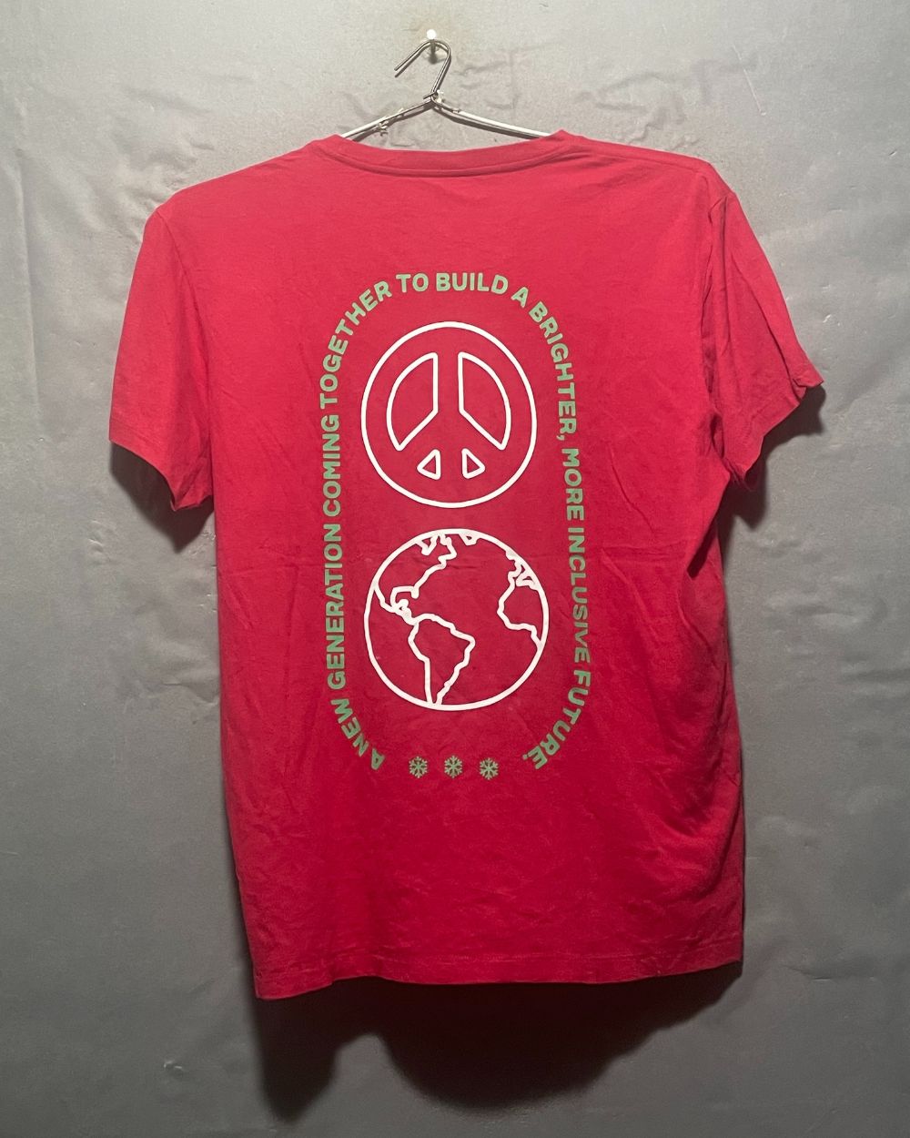 Aeropostale Red T Shirt For Men L