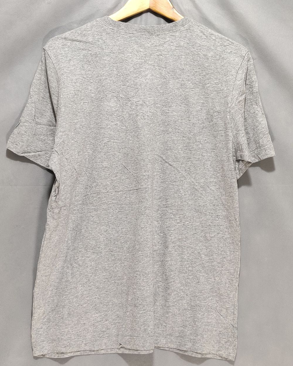 Nike Gray T Shirt For Men M