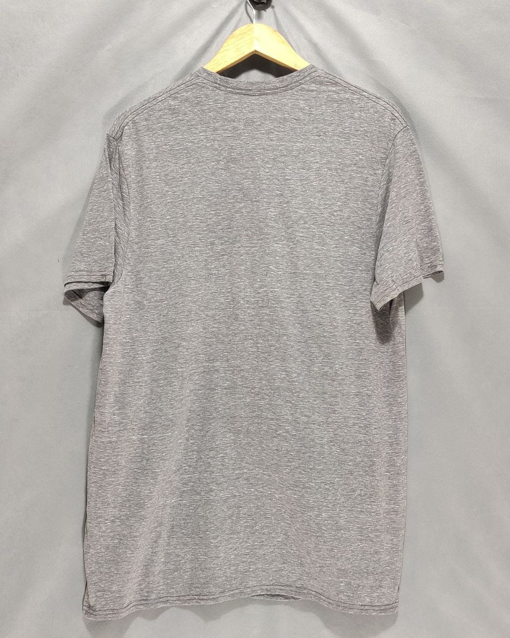 Preloved Labels Gray T Shirt For Men L
