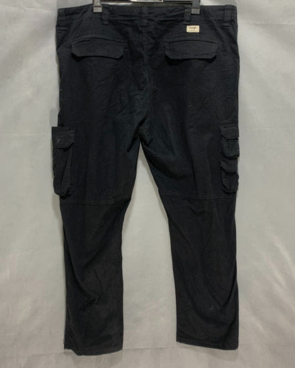 Wrangler Black Cotton For Men Cargo Pant XXL