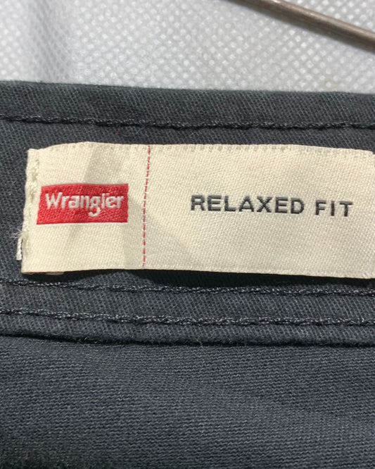 Wrangler Black Cotton For Men Cargo Pant M