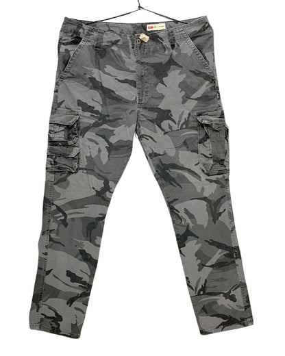 Wrangler Black Cotton For Men Cargo Pant L