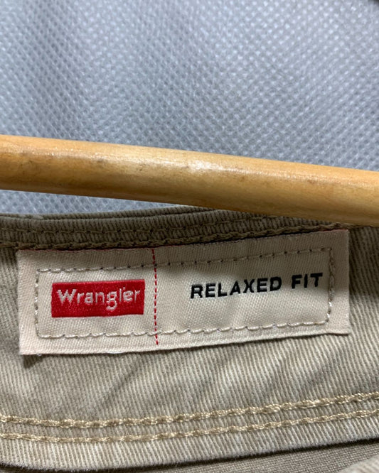 Wrangler Khaki Cotton For Men Cargo Pant L
