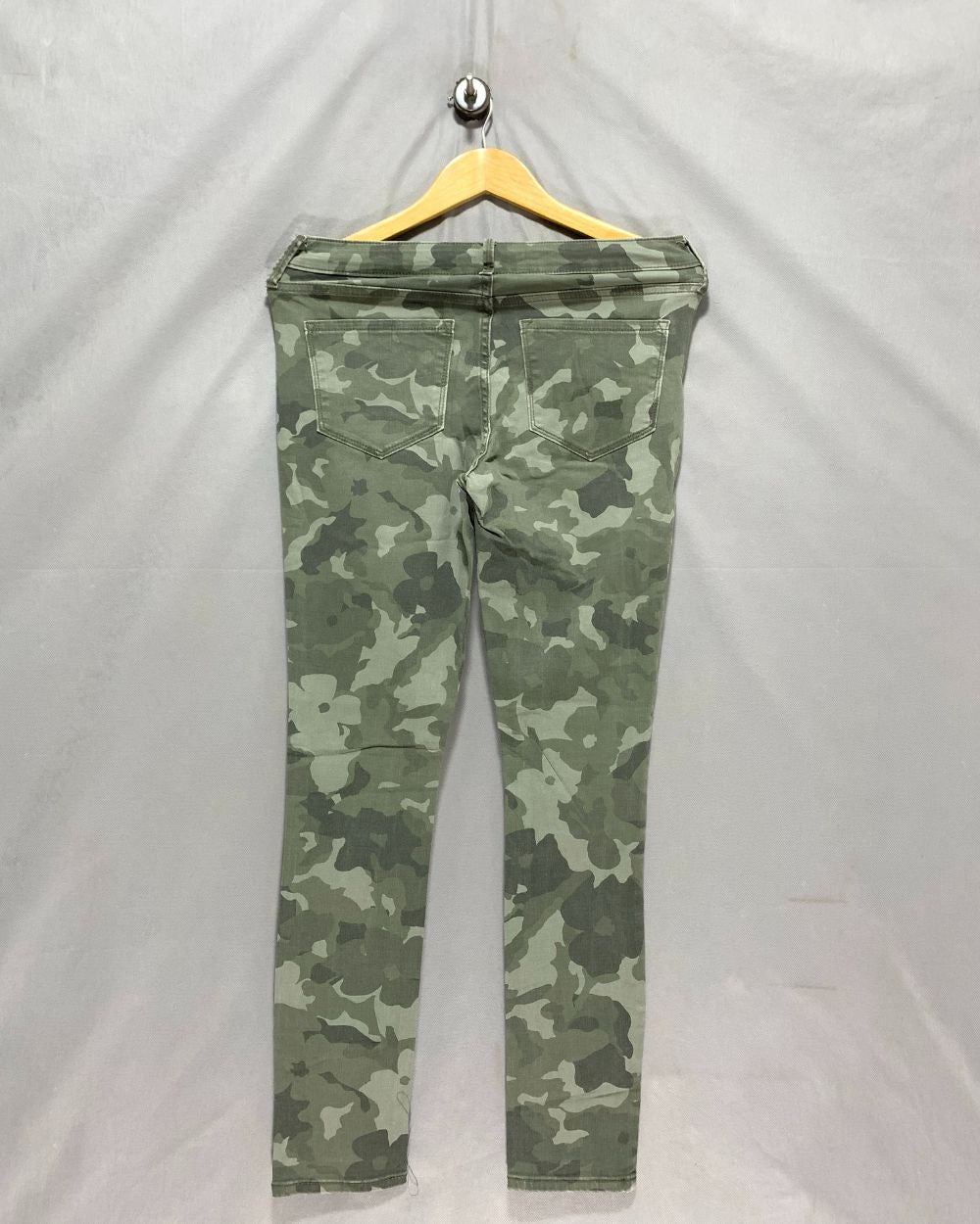 Old Navy Camouflage Jeans For Women M