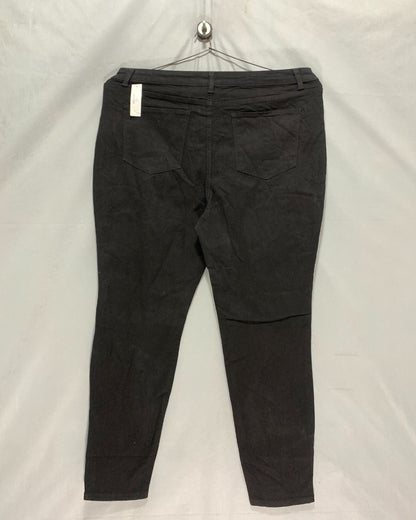 No Boundaries Black Jeans For Women XL