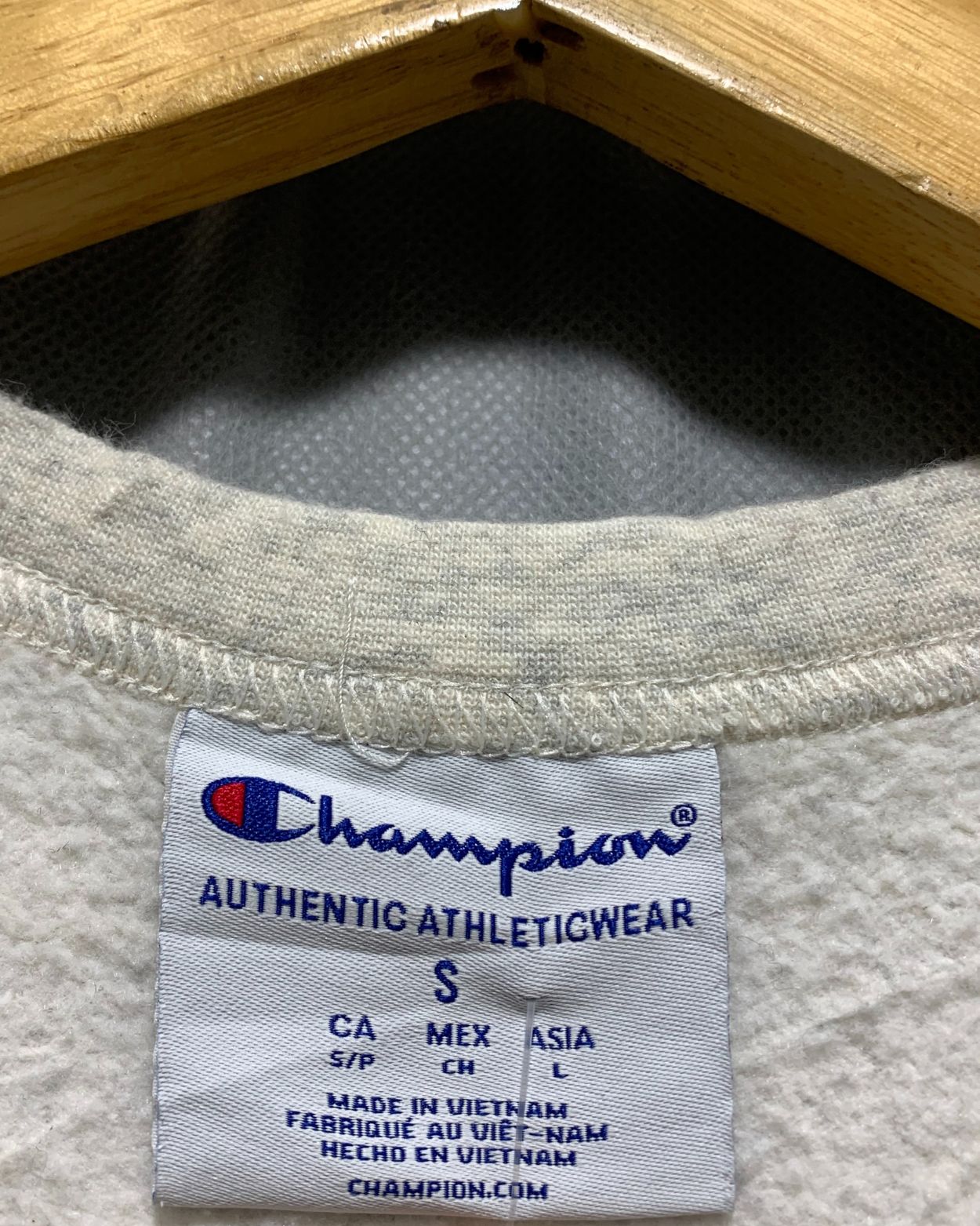 Champion Cream For Men Sweatshirt  L