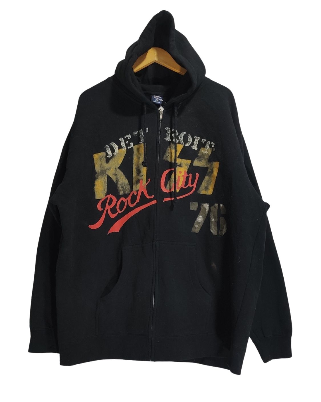 Preloved Label Zipper for Men