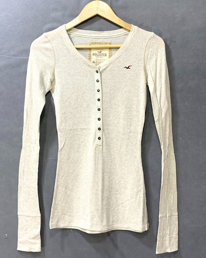 Hollister Gray Sports For Women T Shirt Small