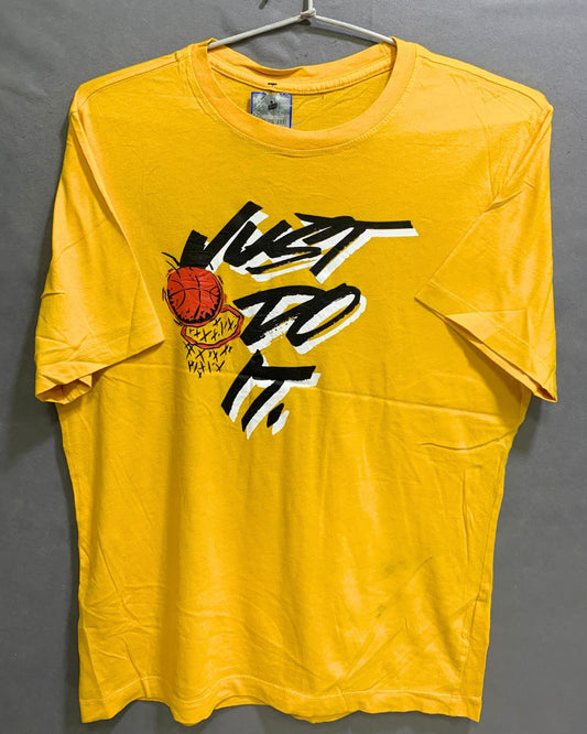 Nike The Tee Yellow Cotton T Shirt For Men Medium
