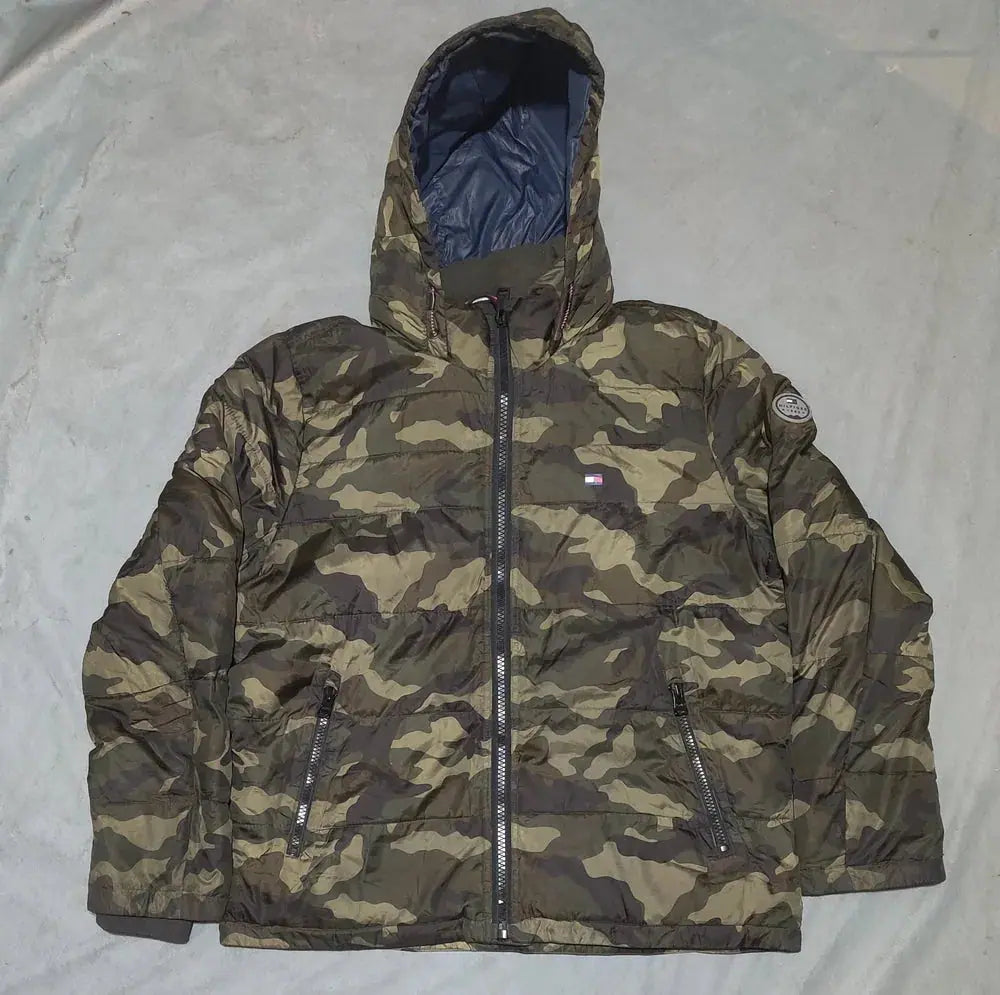 Tommy Hilfiger Men Puffer Camouflage Jacket – Preloved Labels (view 2)