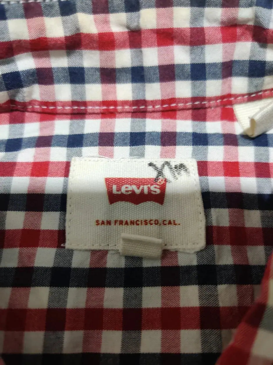 Levi's Men Cotton Red Shirt XL – Preloved Labels (view 3)