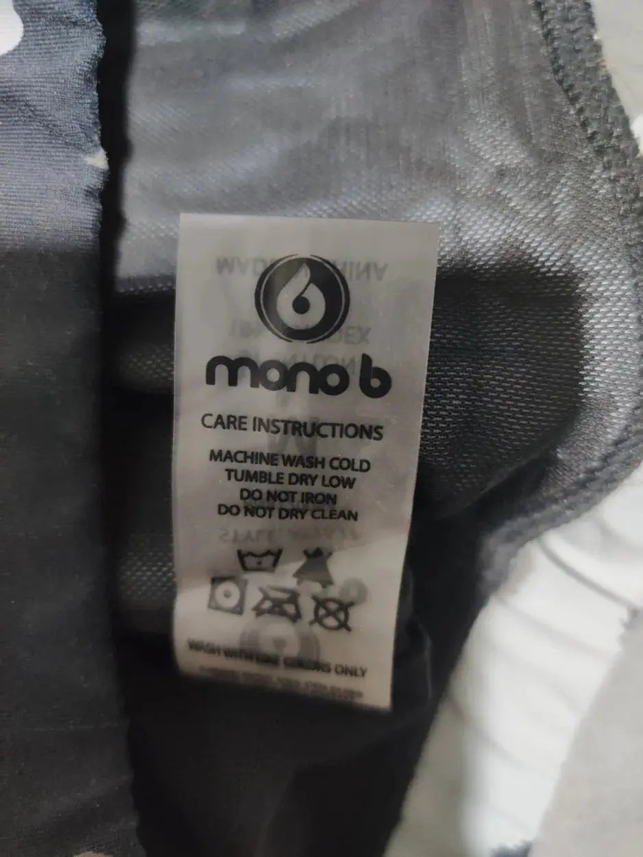 Mono b Women Camouflage Sport Bra M – Preloved Labels (view 3)