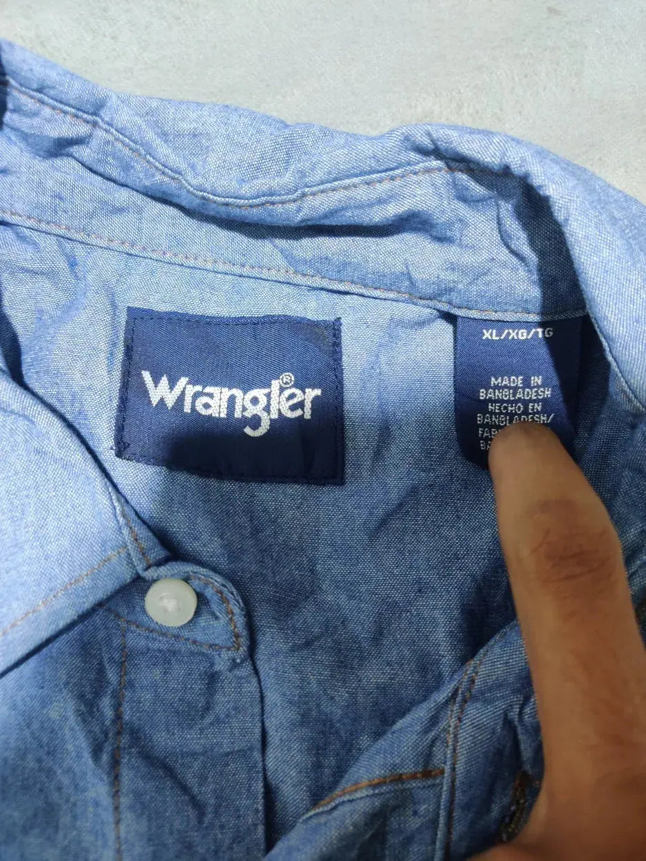 Wrangler Men Cotton Blue Shirt XL – Preloved Labels (view 3)