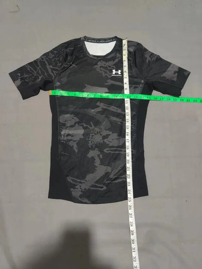 Under Armour Women Black Sport T Shirt – Preloved Labels (view 4)