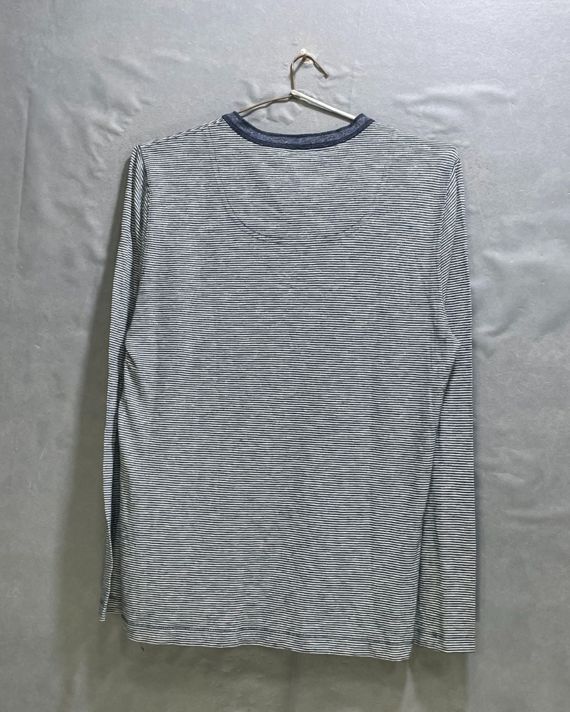 Abercrombie & Fitch Blue Cotton T Shirt For Men S - Preloved Labels