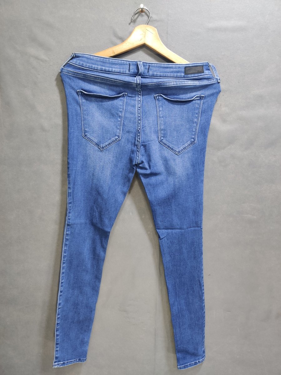 Abercrombie & Fitch Blue Denim Jeans For Women Large - Preloved Labels