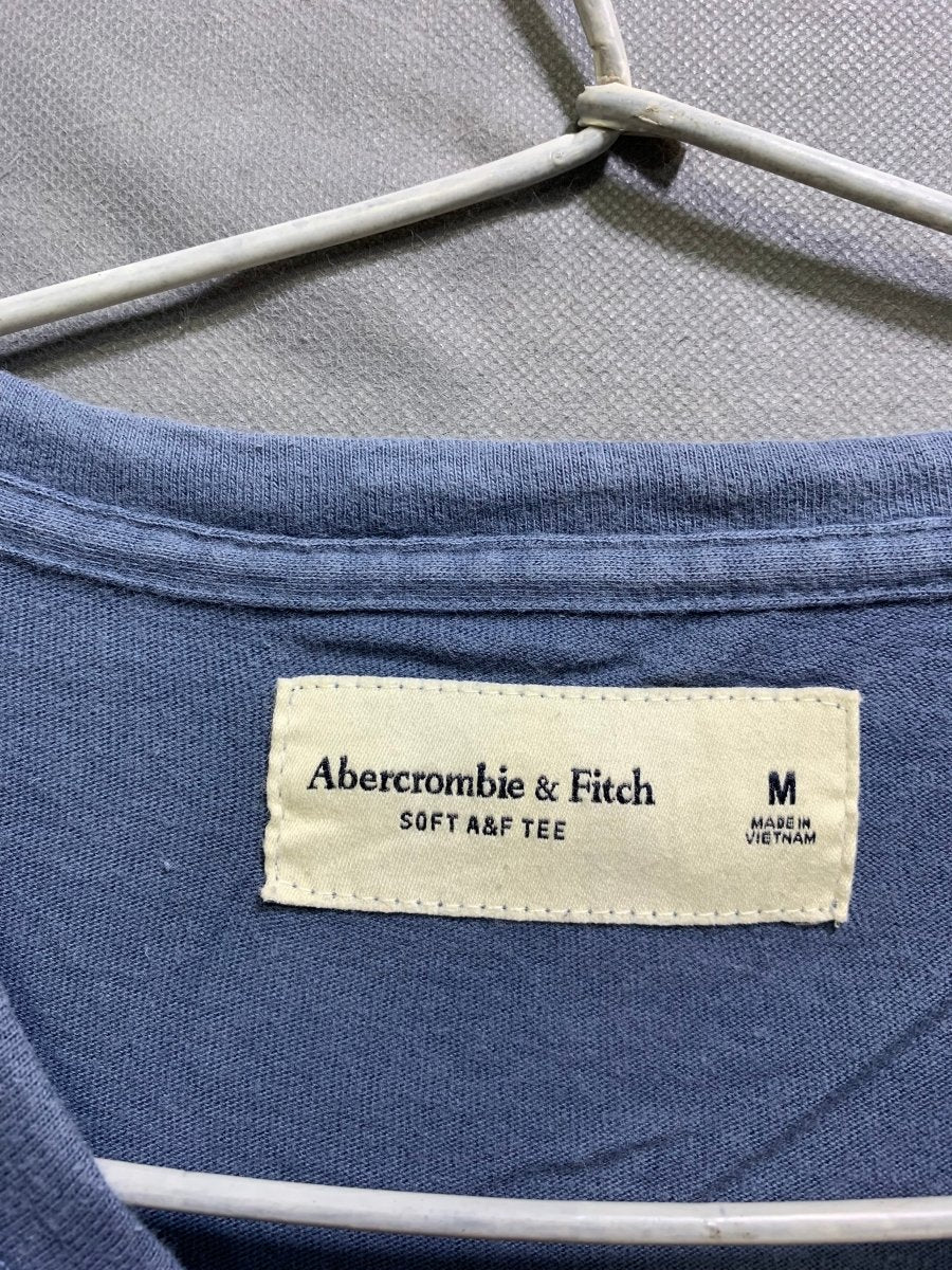 Abercrombie & Fitch Branded Original Cotton Deck & Gray T Shirt For Men - Preloved Labels