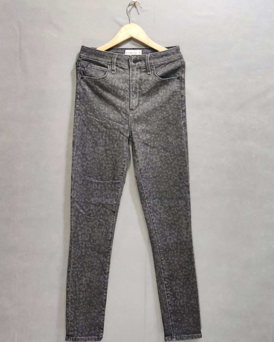 Abercrombie & Fitch Branded Original Denim Jeans For Kids - Preloved Labels