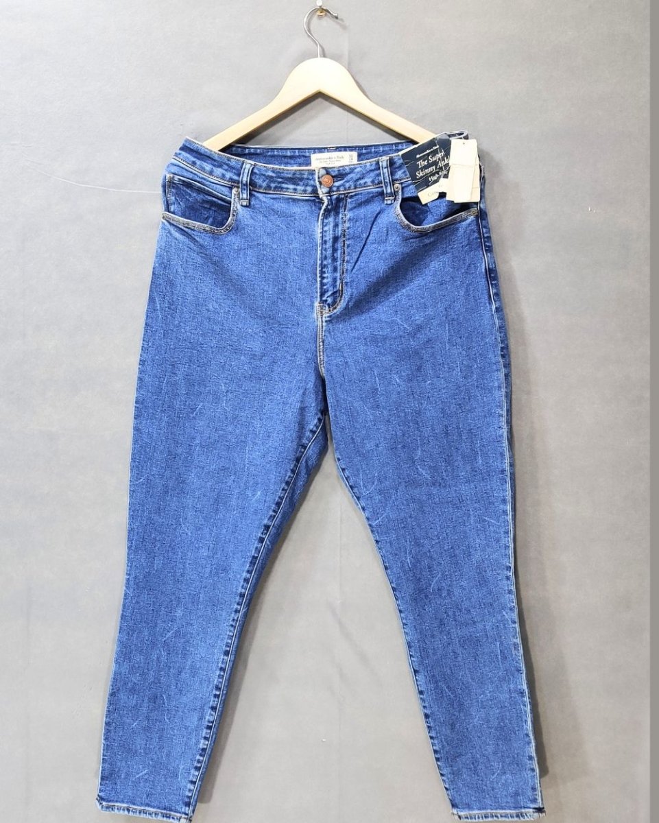 Abercrombie & Fitch Branded Original Denim Jeans For Women - Preloved Labels