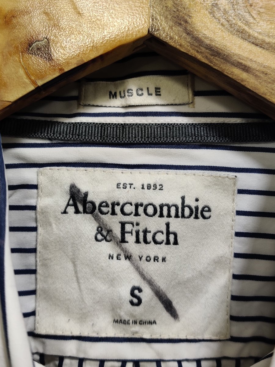 Abercrombie & Fitch Branded Original White & Gray Cotton Shirt For Men - Preloved Labels