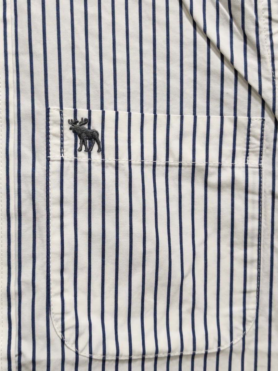 Abercrombie & Fitch Branded Original White & Gray Cotton Shirt For Men - Preloved Labels