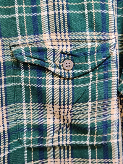 Abercrombie & Fitch Green Cotton Winter Shirt For Men - Preloved Labels