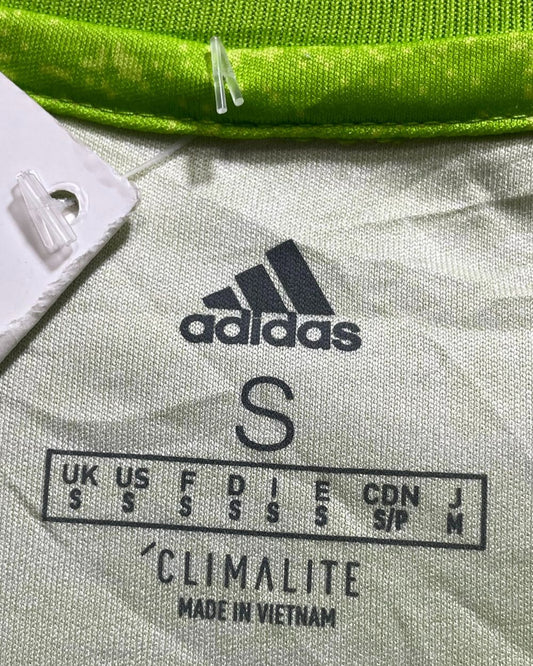 Adidas Green For Men Sports T Shirt S - Preloved Labels