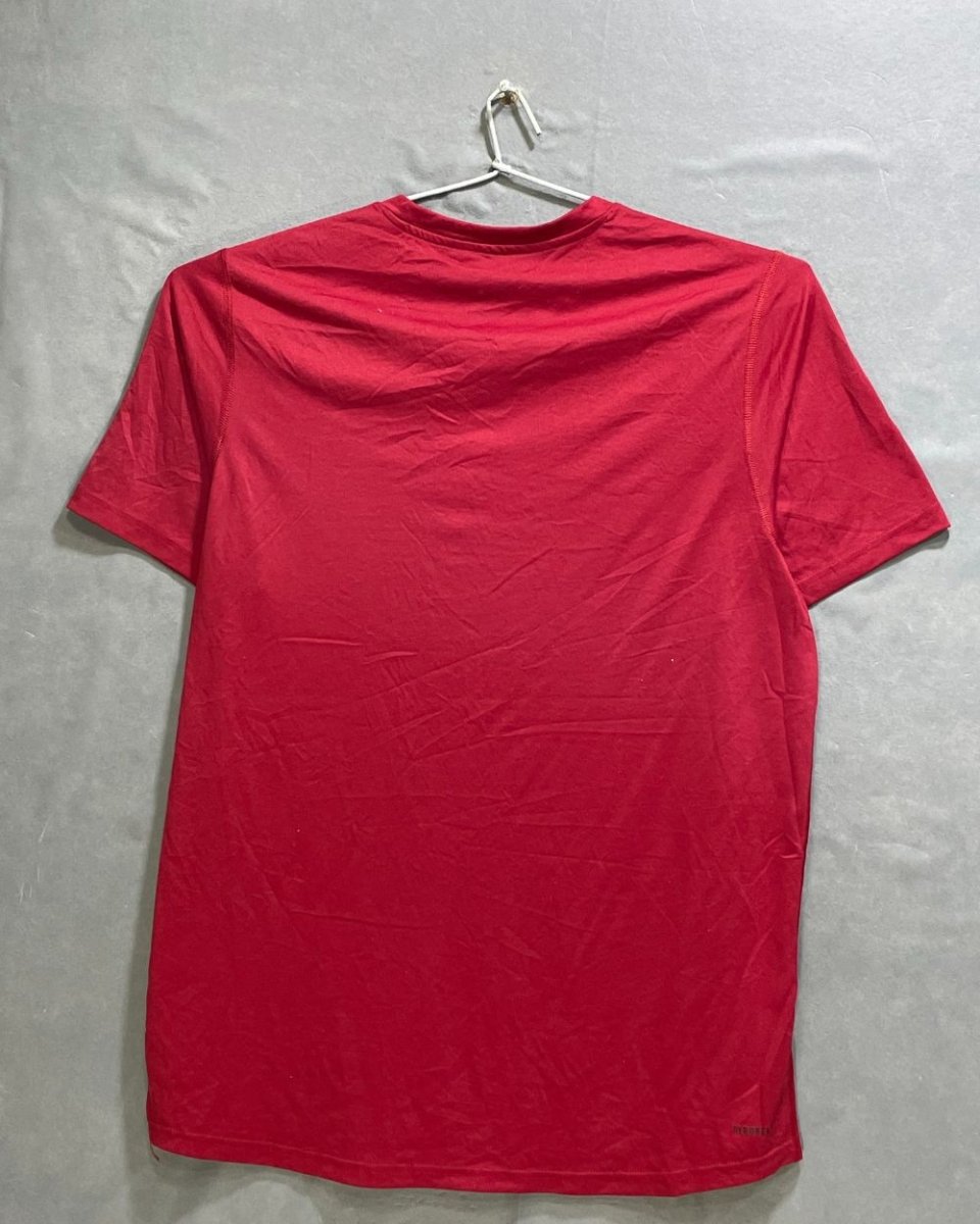 Adidas Maroon For Men Sports T Shirt L - Preloved Labels