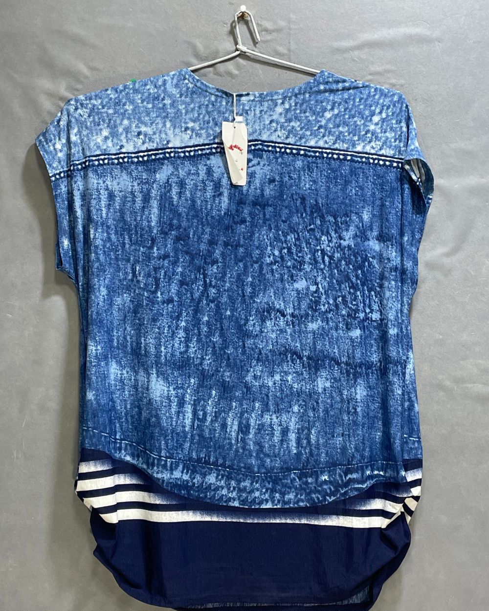Aronia Blue Polyester Jersey Sport For Women T Shirt X Large - Preloved Labels