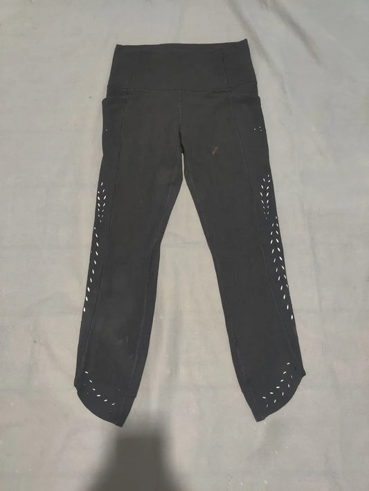 Athleta Women Black Sport Tights – Preloved Labels (view 2)