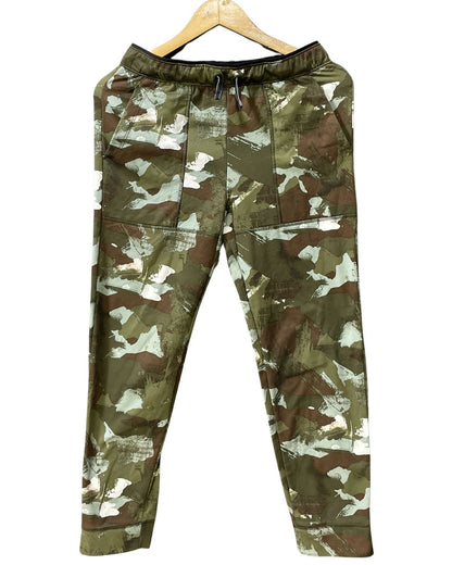 Athletic Green Polyester Jersey For Boy 16 Years - Preloved Labels