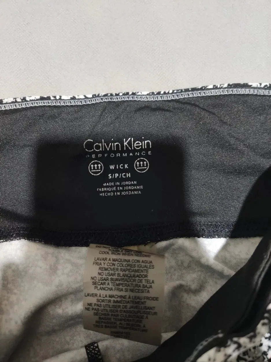 Calvin Klein Women White Sport Tights – Preloved Labels (view 3)