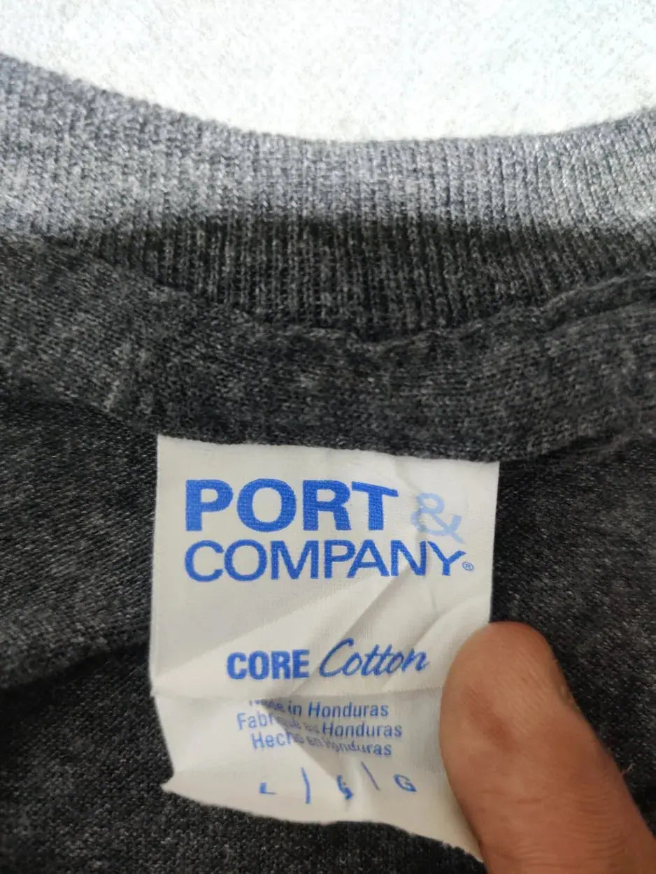 Port & Company Men Cotton Gray T Shirt L – Preloved Labels (view 3)