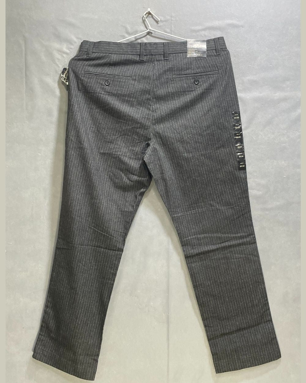 Banana Republic Gray Cotton Dress Pant For Men L - Preloved Labels